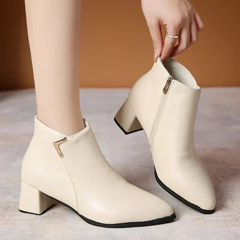 Rivelle | Classic Ankle Boots | Orntli