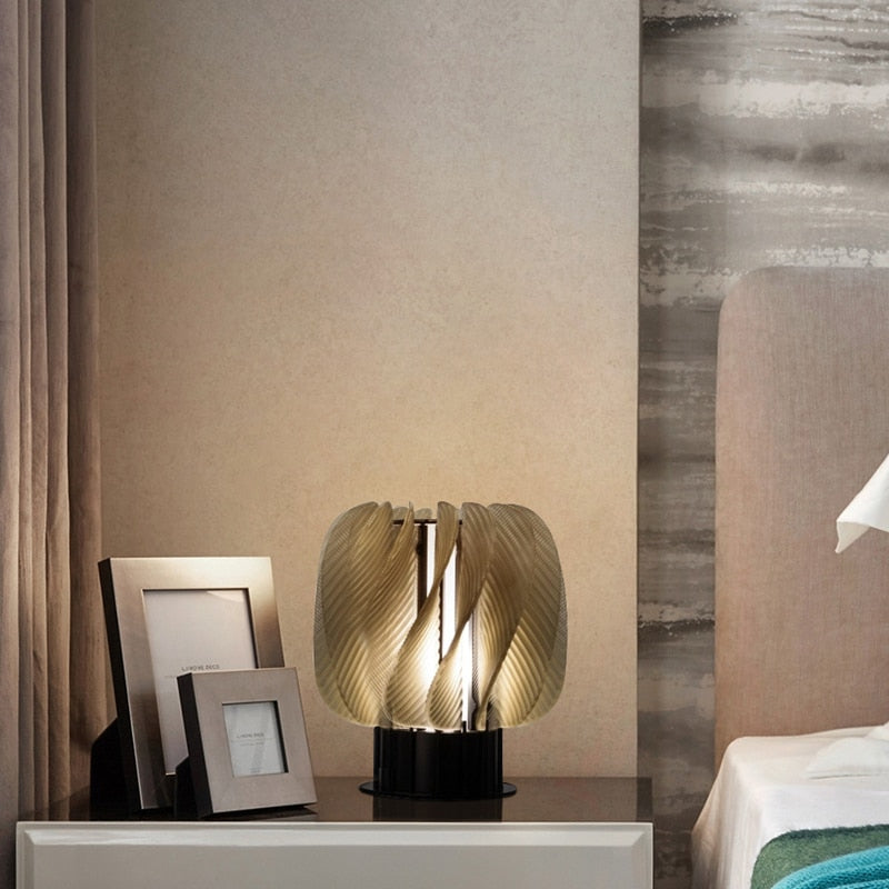 Elmaria | Elegant dekorativ bordlampe for stue