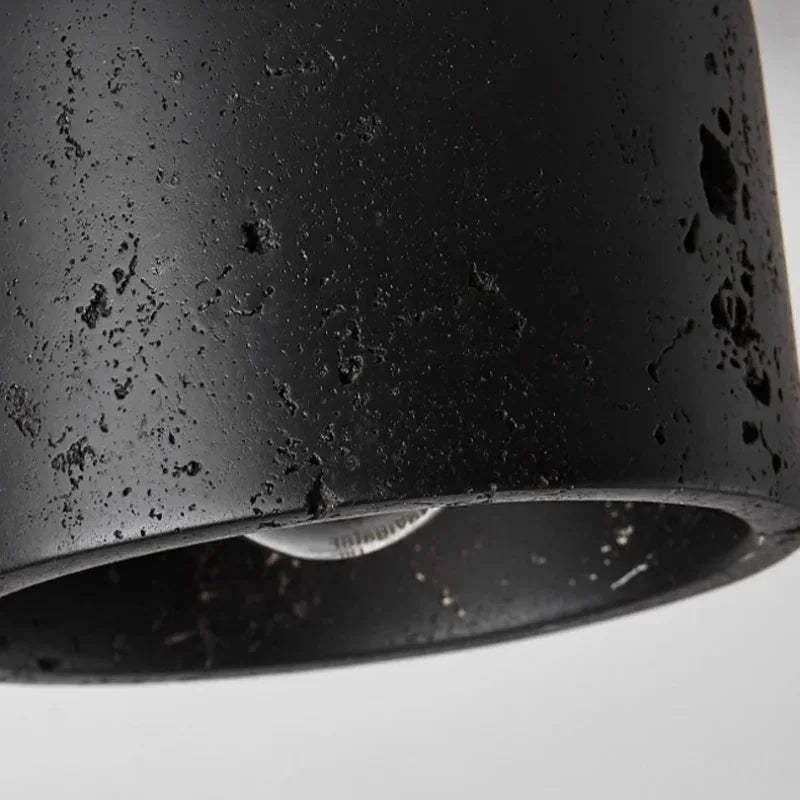 Kirra steintre LED-lampe med E27-pærer inkludert for stue