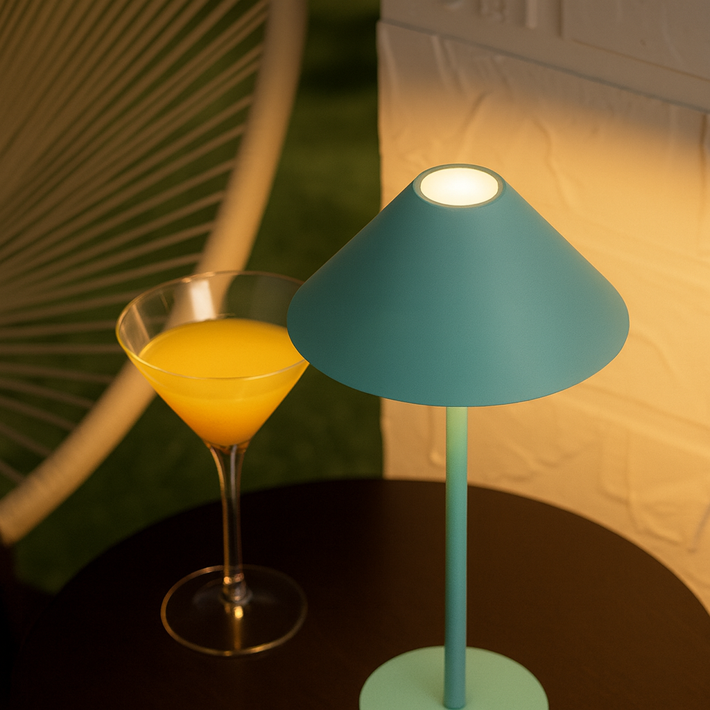 Calm Cone LED Masa Lambası Klasik Modern Tasarım Evler İçin