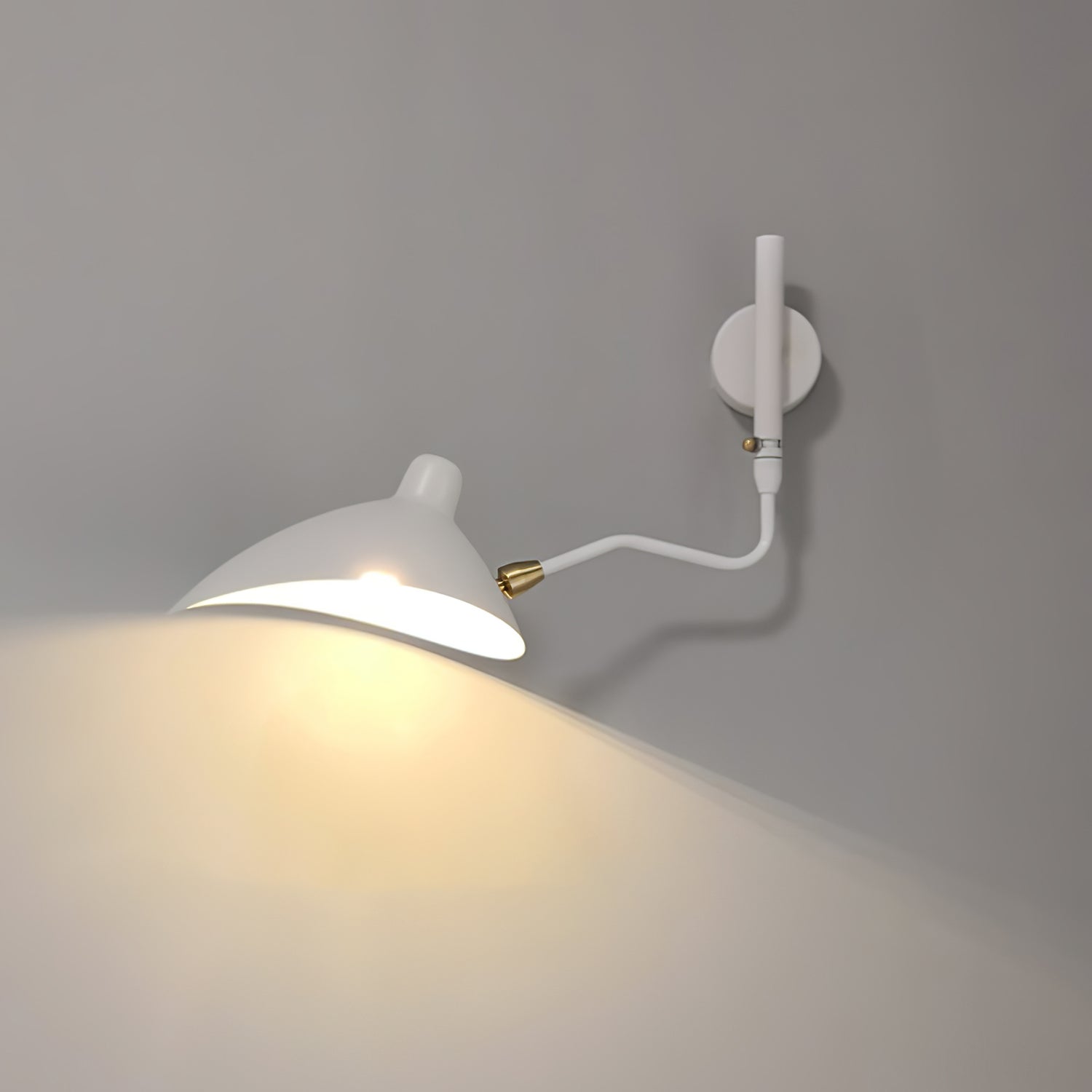 Luminelle | Elegant Sculptural Wall Lamp | Orntli