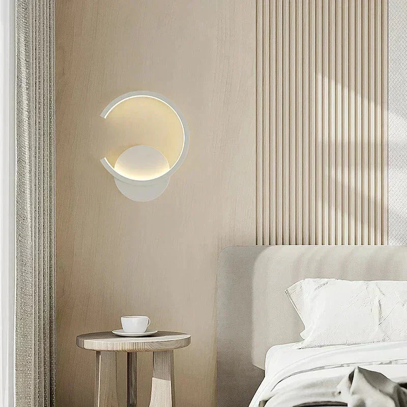 NovaLume Vegglampekolleksjon med LED og aluminium