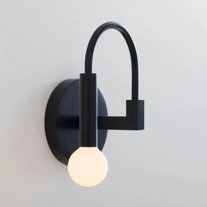 NovaLume Metall vegglampe med LED E14-pære inkludert