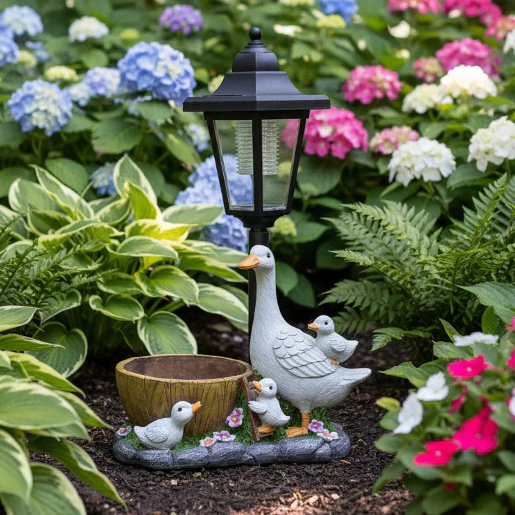 SOLADUCK Solar Duck Garden Ornament With Gentle Outdoor Lighting