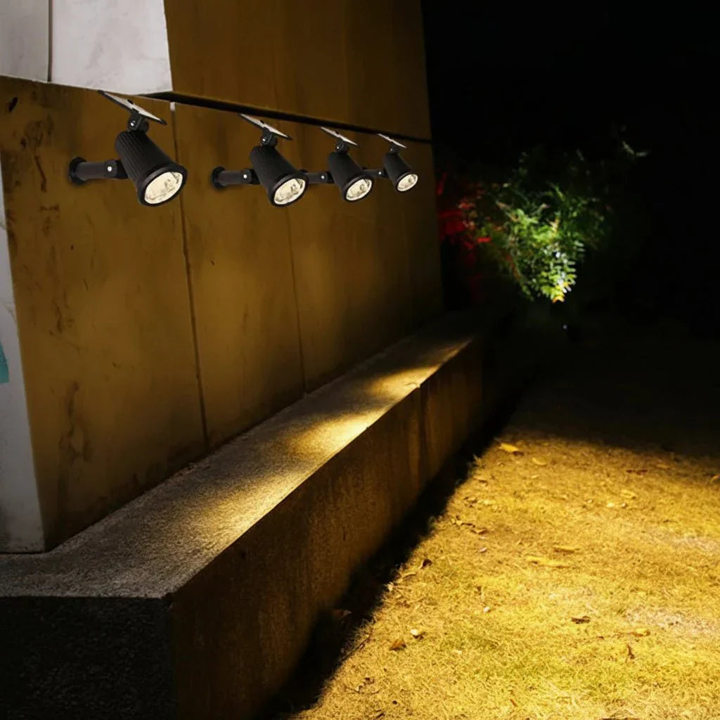 LUMIBLAZE Solcelledrevet LED-spot til have og udendørsområder