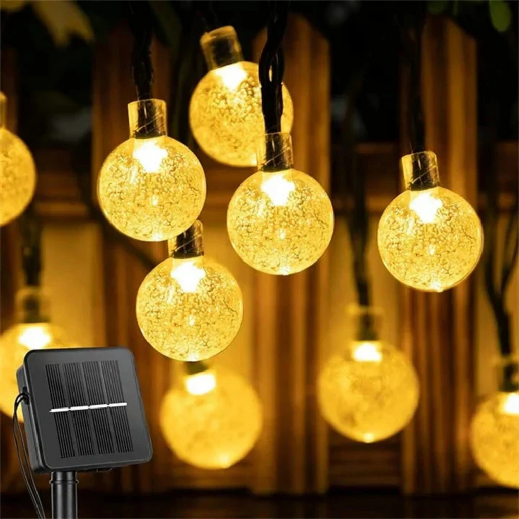 Napelemes kültéri fényfüzér | LED világítás kertbe vagy erkélyre
