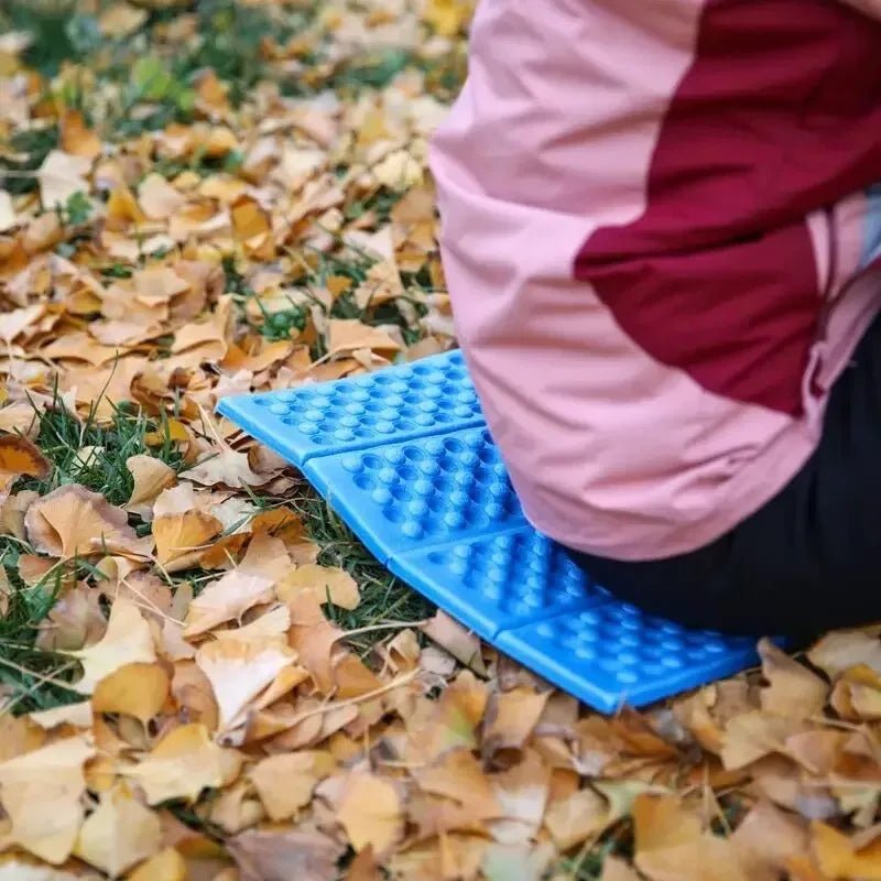 TrailPad Foldable XPE Cushion For Breaks And Outdoor Rest
