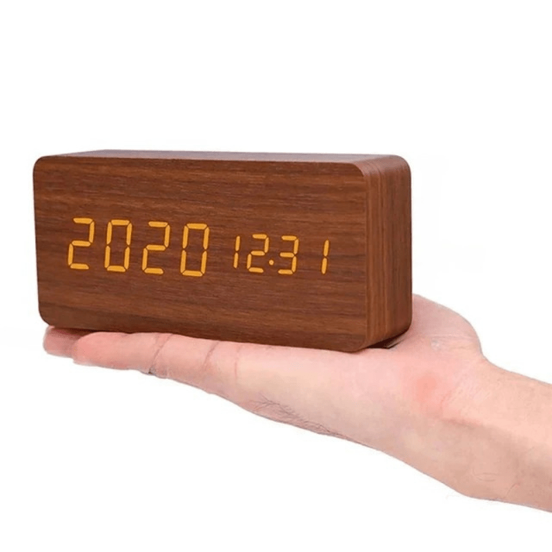 ForestGlow LED Alarm Saati Dijital ve Şık Doğal Ahşap Tasarım