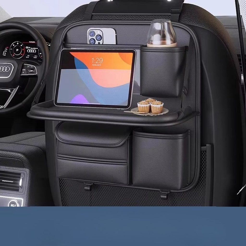 Organizér do auta na zadní sedadlo pro cestovní potřeby a doplňky