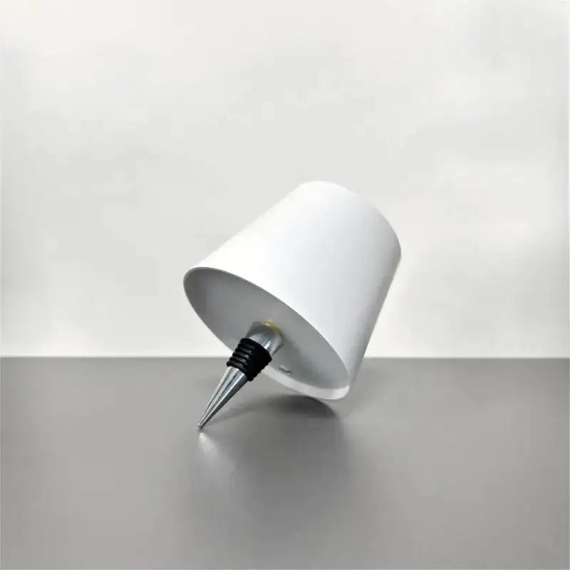 Stolní LED lampa LumaGlow s nastavitelným stmíváním, 3 barevnými režimy a USB nabíjením