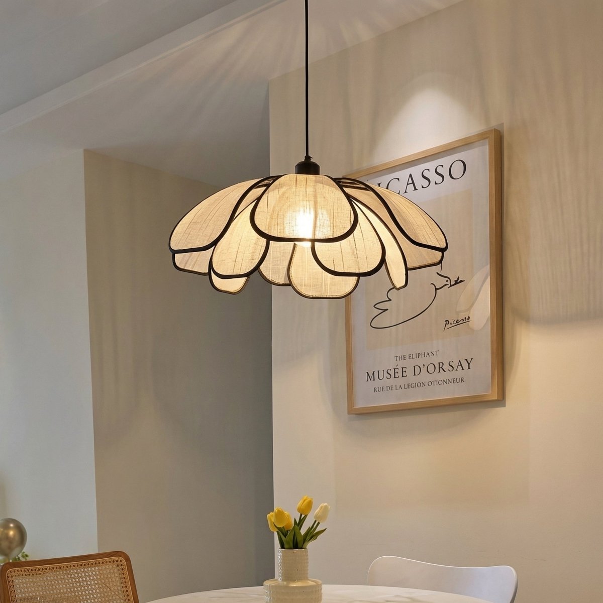 Závěsná lampa s kovovými okvětními lístky ve vintage stylu, 12 palců