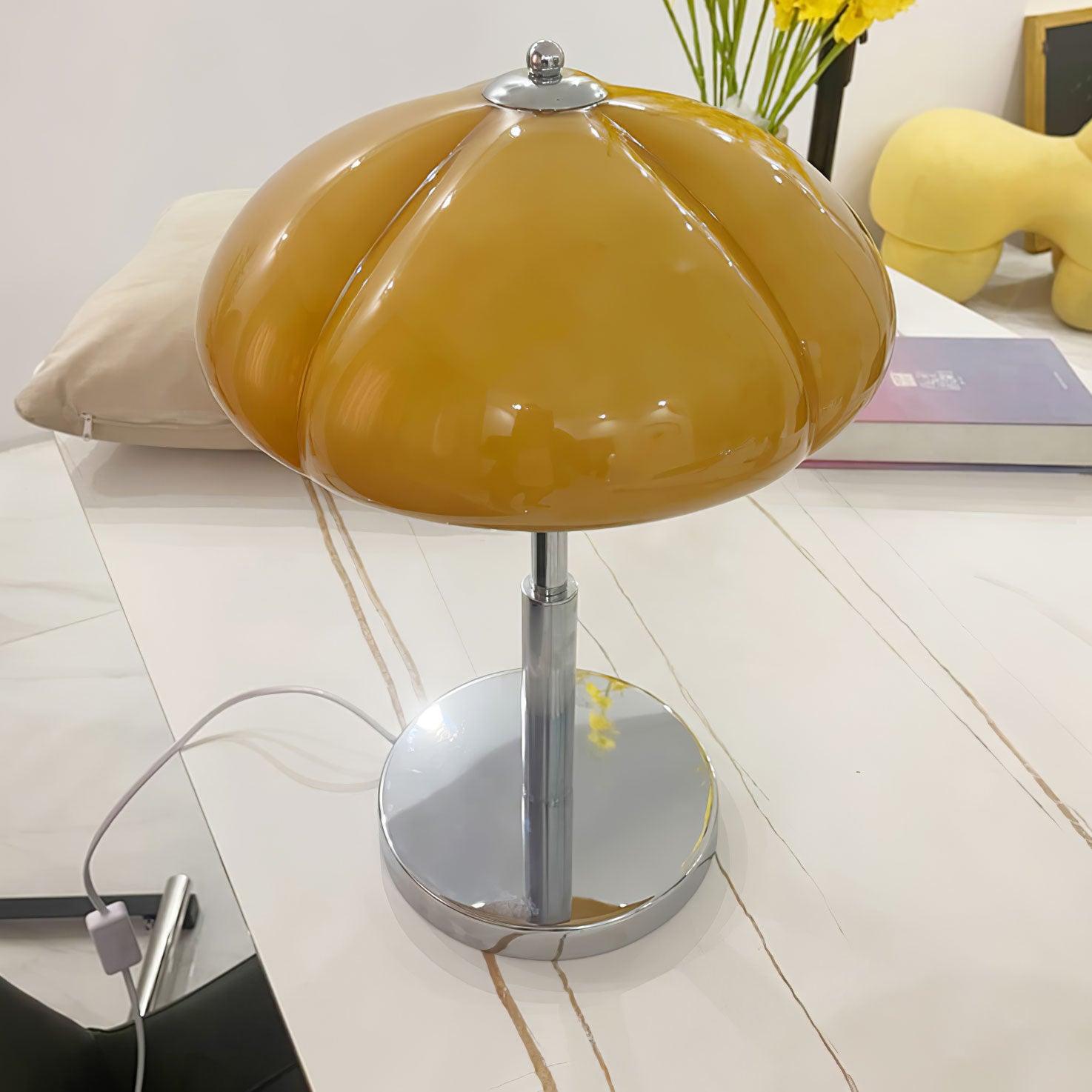 Pilz-Tischlampe im Bauhaus-Stil | Orntli