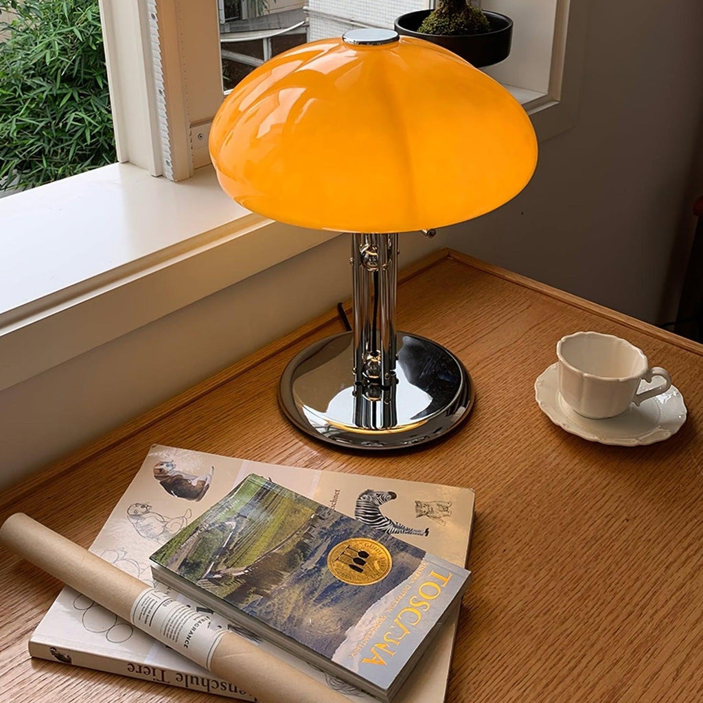 Pilz-Tischlampe im Bauhaus-Stil | Orntli