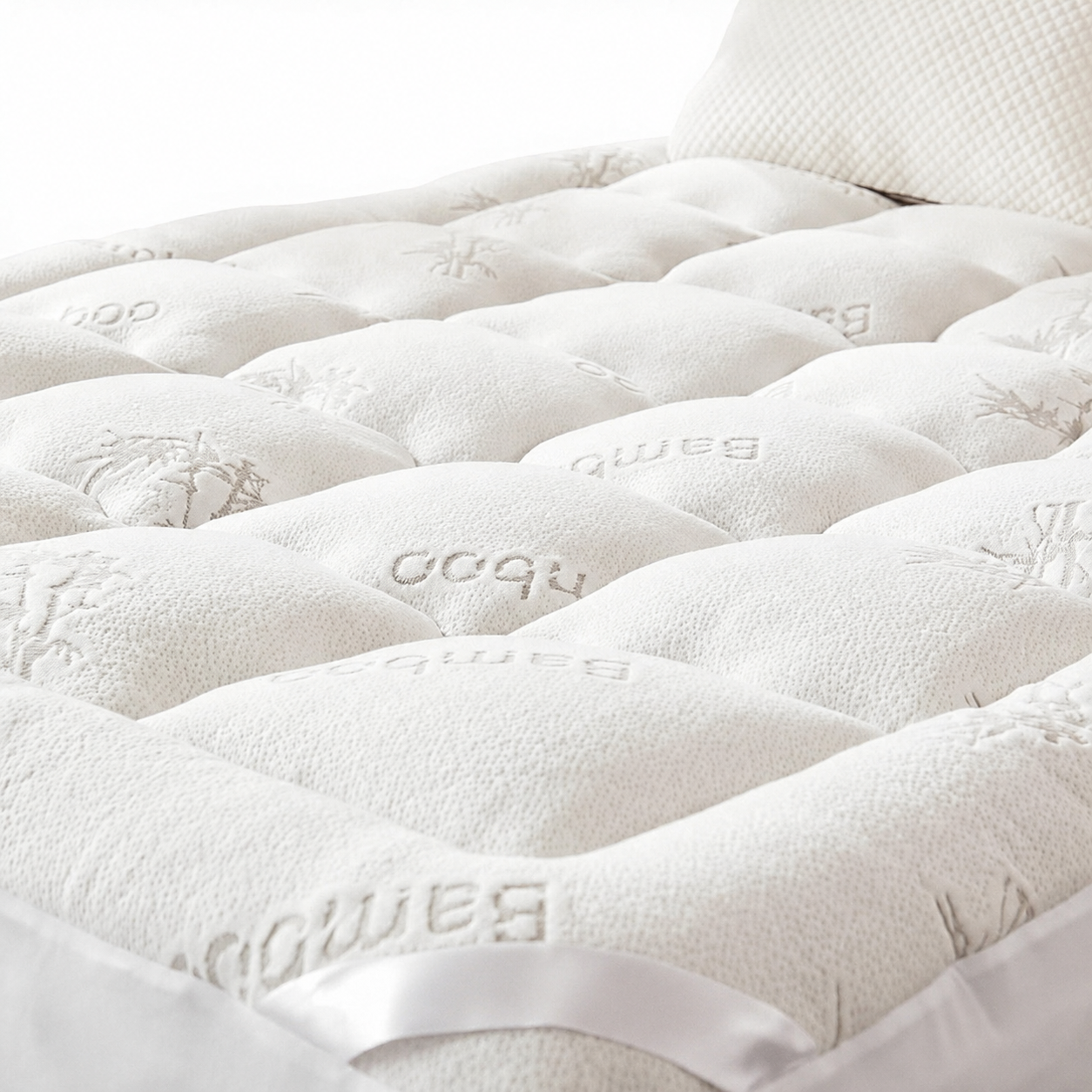 Ochranný potah EcoComfort Collection z bambusové viskózy s prošívaným designem a voděodolný