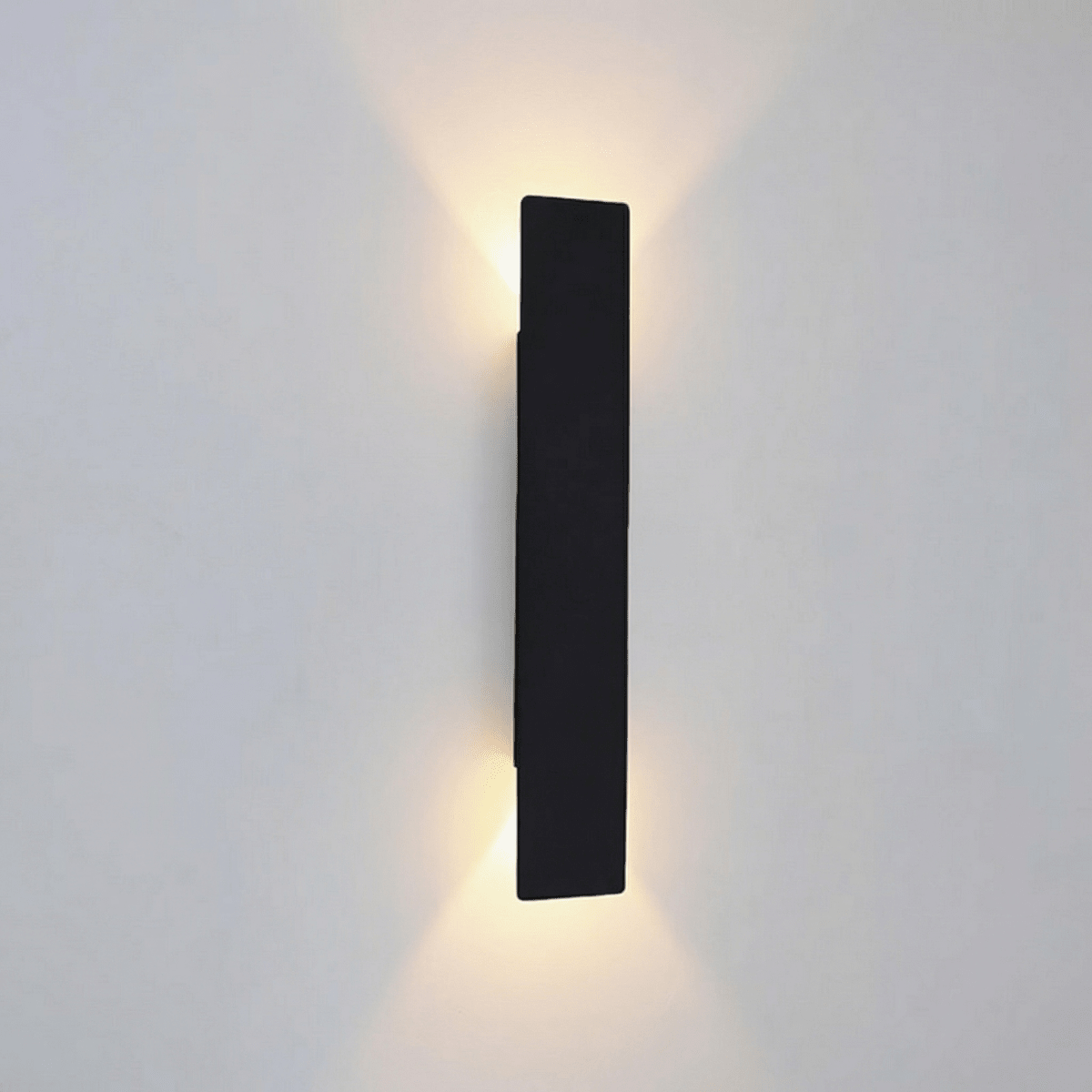 Waterproof LED Wall Light With Modern Up And Down Illumination