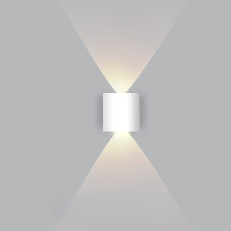 AstraGlow vanntett LED utendørs vegglampe med aluminium, energieffektiv