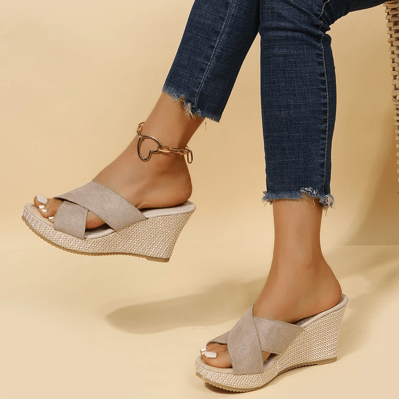 Women's Orthopedic Sandals With Adjustable Durability And Size Options