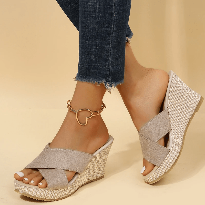 Women's Orthopedic Sandals With Adjustable Durability And Size Options