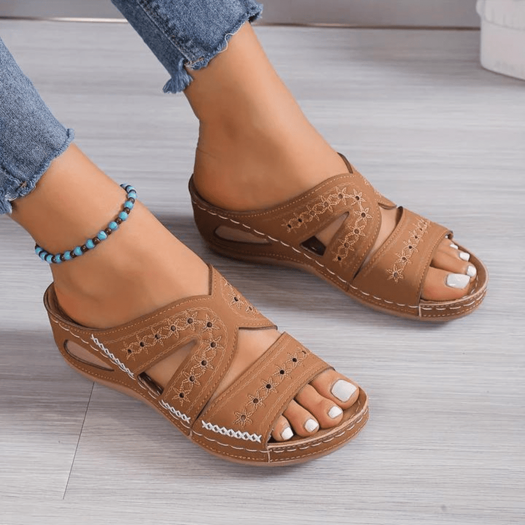 Women's Adjustable Orthopedic Sandals For Summer Comfort Multiple Sizes