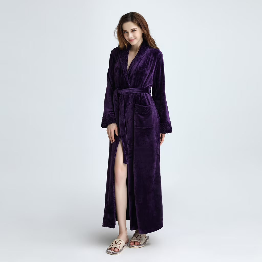 Bata Luxora Fluffy para la comodidad y el calor diario de la mujer