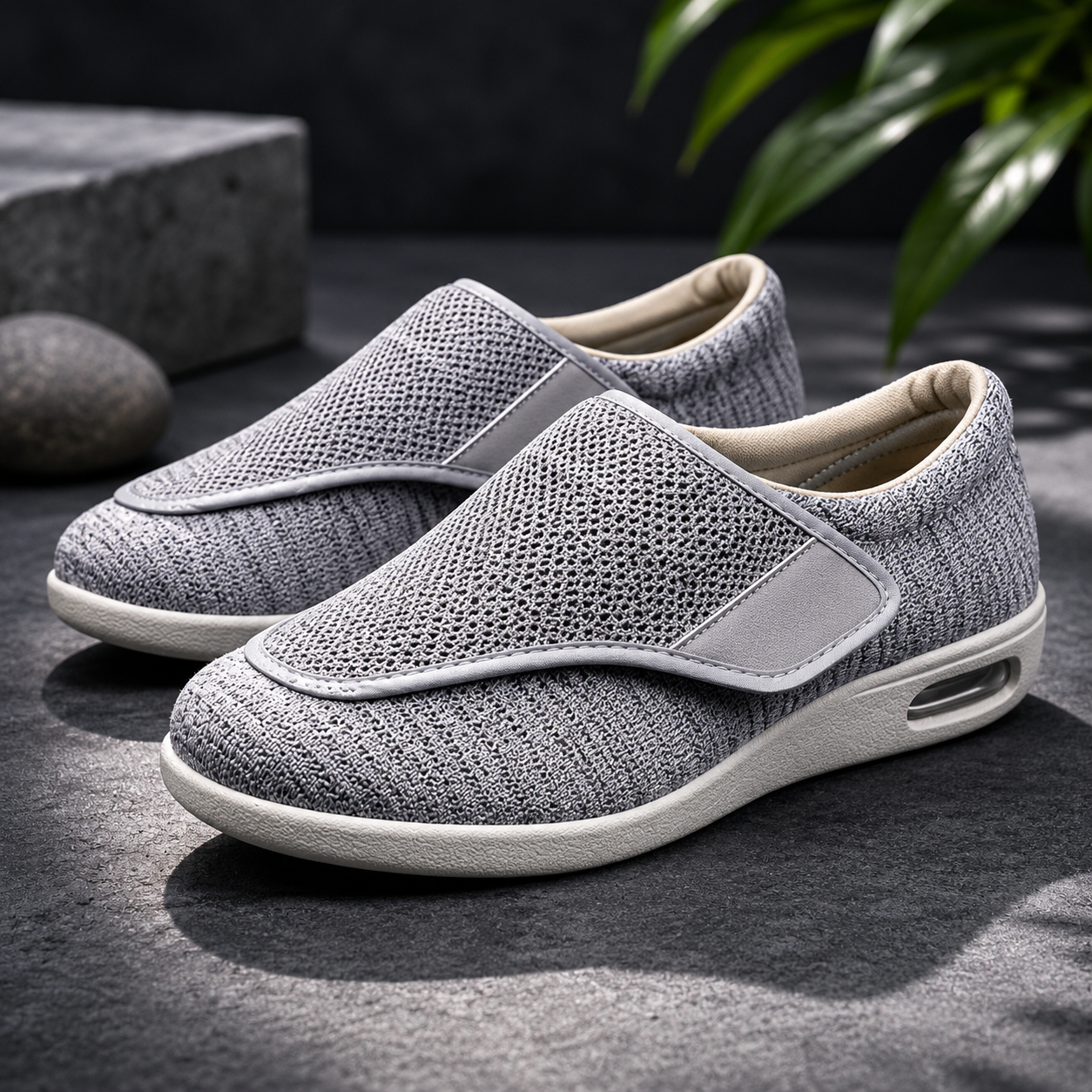 Adjustable Wide-Width Comfort Shoes For Broad Feet All Day