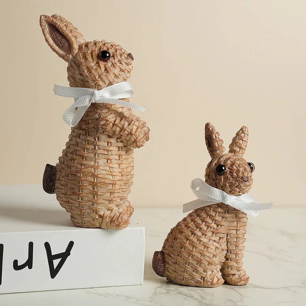 Figurină Iepuraș Jucăuș BUNNORA din Rășină pentru Grădină și Decor de Paște