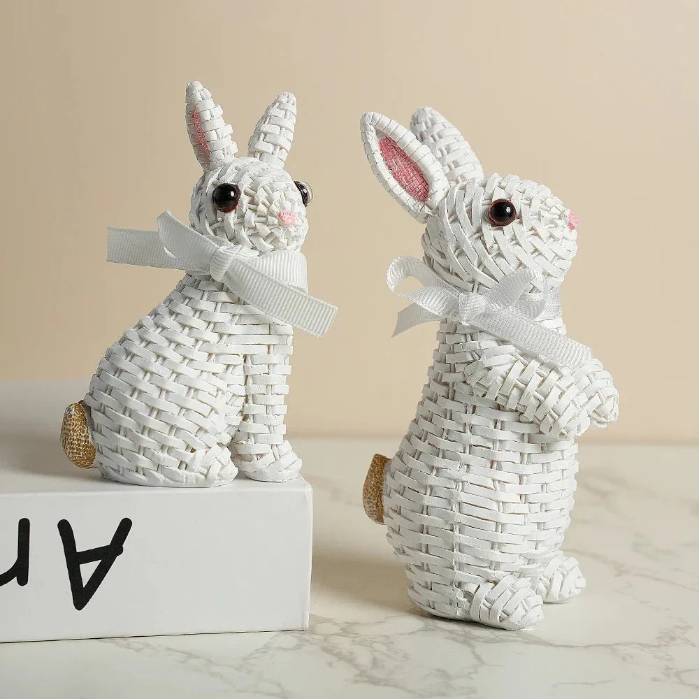 Figurină Iepuraș Jucăuș BUNNORA din Rășină pentru Grădină și Decor de Paște
