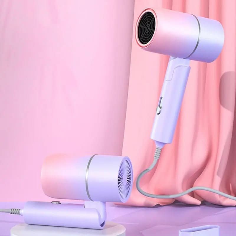 Sèche-cheveux pliable VoyageGleam avec technologie ionique pour des cheveux brillants