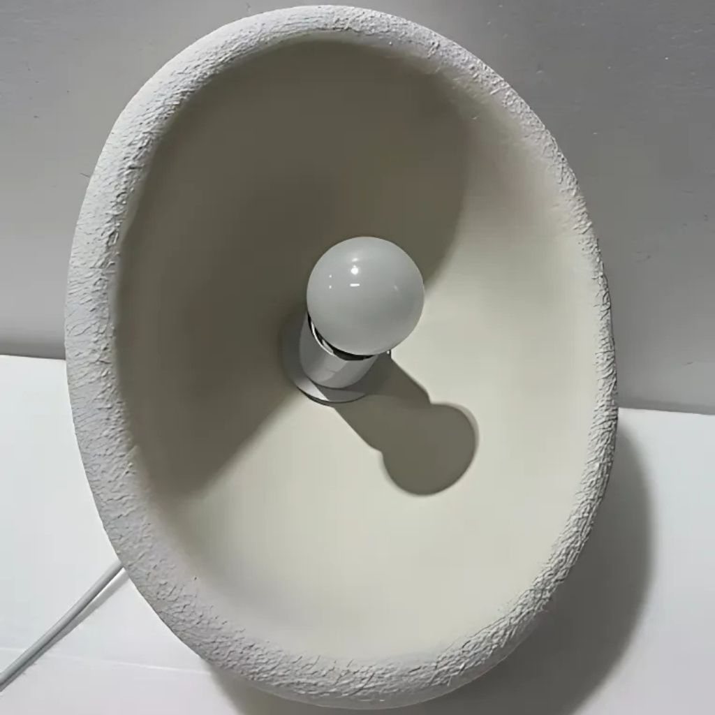 Stropní svítidlo CALMLIGHT Tranquil s elegantními detaily z pryskyřice