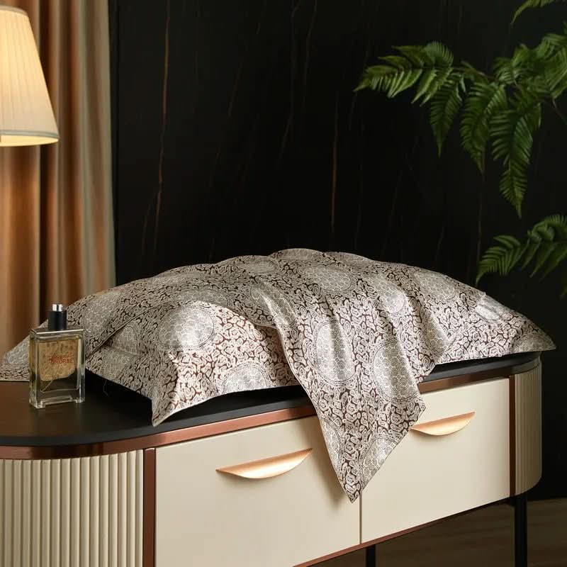 Povlak na polštář z morušového hedvábí Caressence pro elegantní spánek