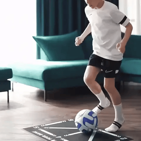 Tréninková podložka Tenax Soccer Pro pro vnitřní cvičení a práci s míčem