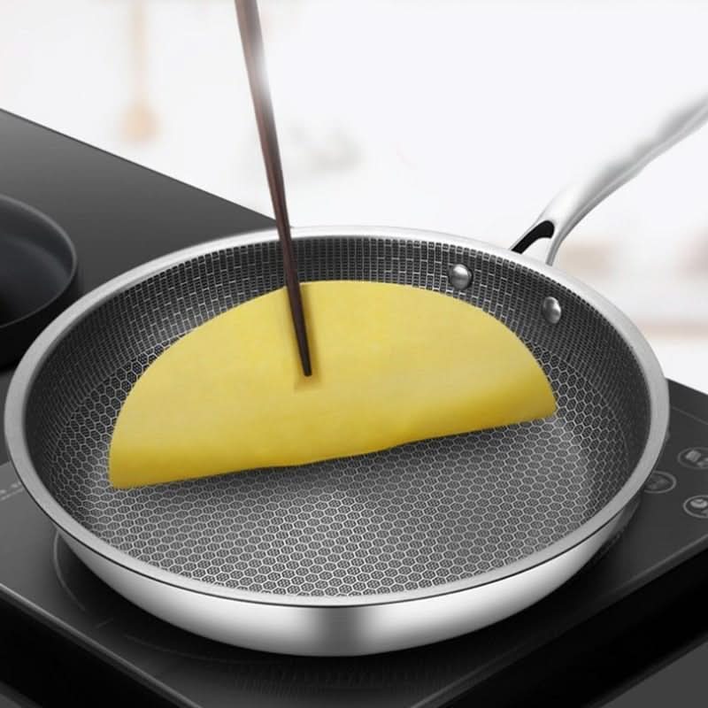 Pánev ChefSteel s nepřilnavým povrchem z nerezové oceli pro snadné vaření