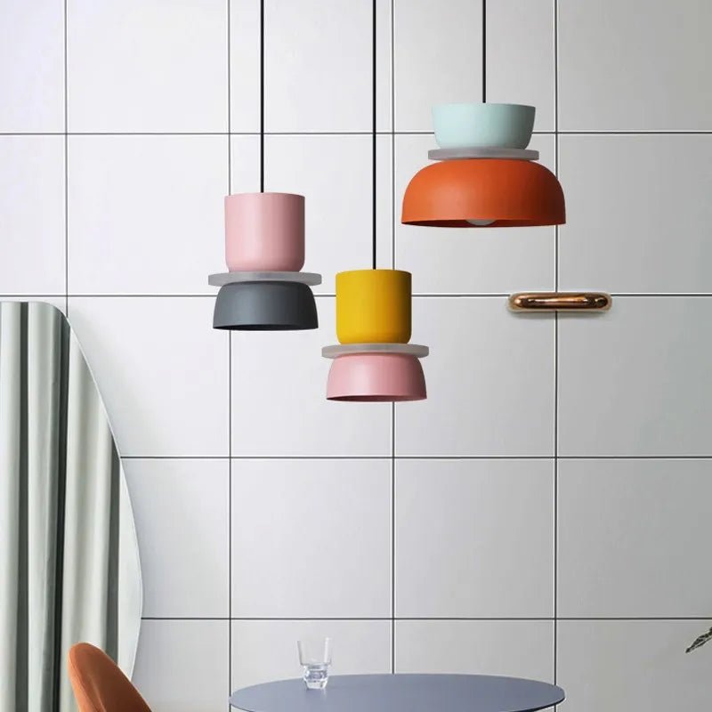AstraLume varm hvit LED pendellampesamling med metallledning