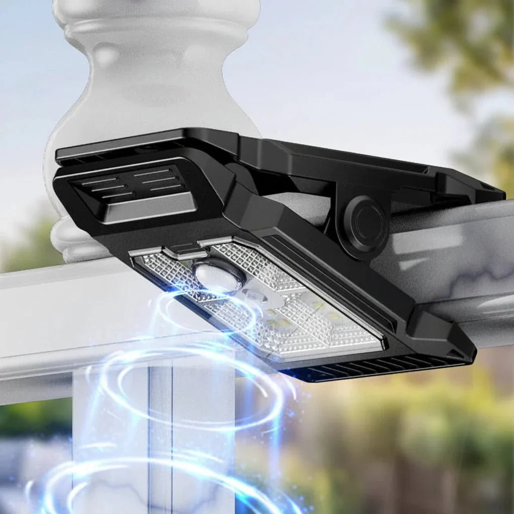 CLIPGLOW Outdoor Clip Light With Solar Power For Patio And Garden