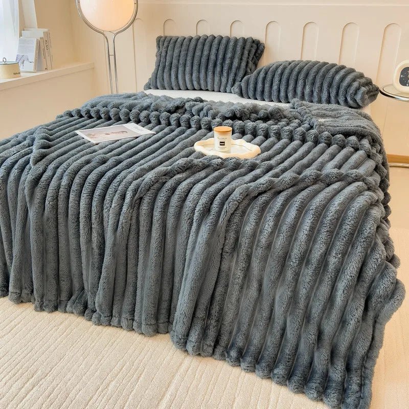 CLOUDBUN Cozy Faux Fur Blanket For Sofa And Bed Set