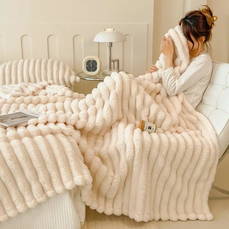 CLOUDBUN Cozy Faux Fur Blanket For Sofa And Bed Set