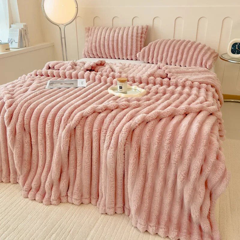 CLOUDBUN Cozy Faux Fur Blanket For Sofa And Bed Set