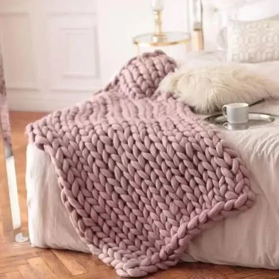 ComfaKnit Minky Tyk Tæppe Håndlavet til Komfort