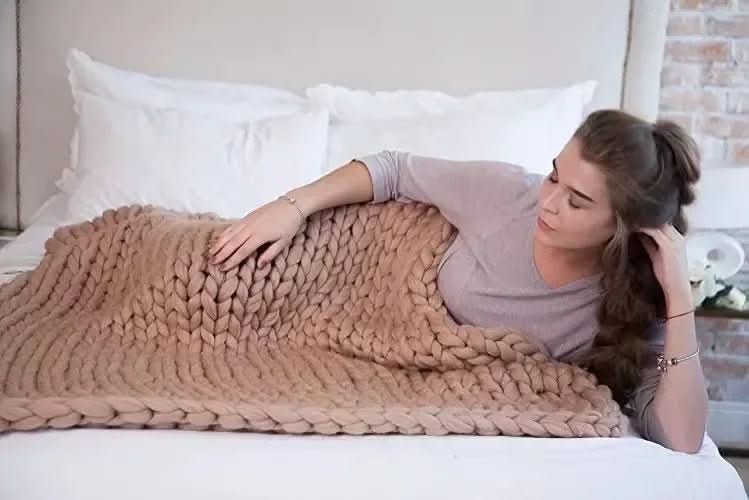 ComfaKnit Minky Tyk Tæppe Håndlavet til Komfort
