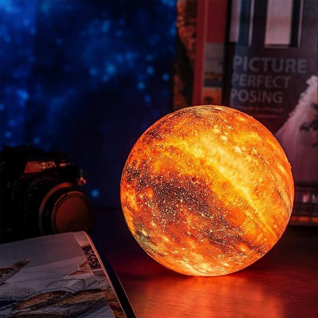 CosmoShine Farverig Månenatlampe med Fjernbetjening