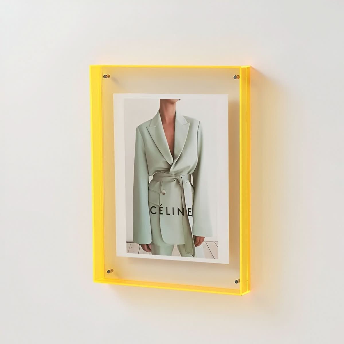 Crystaframe Klar Akryl Billedramme til Et Elegant Flydende Display