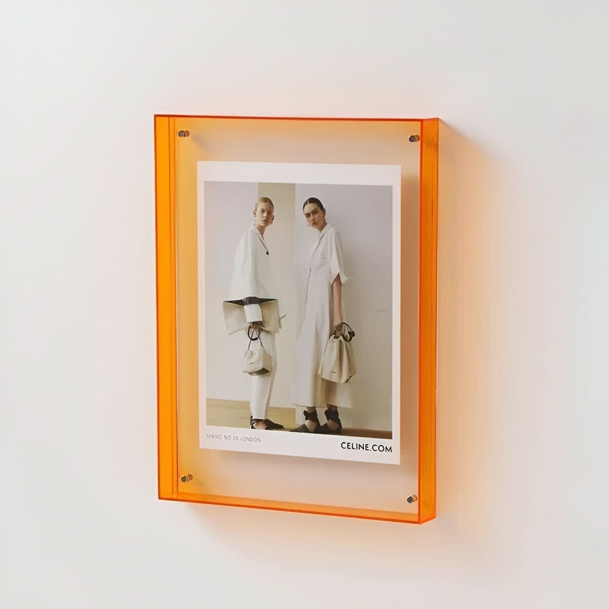 Crystaframe Klar Akryl Billedramme til Et Elegant Flydende Display