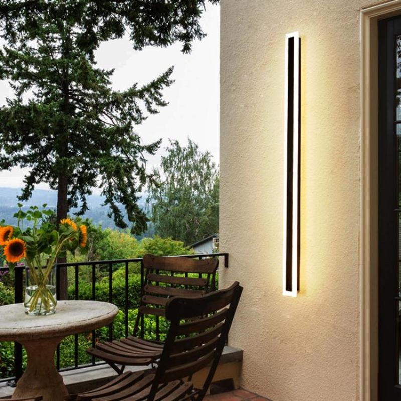 Elora Linear Exterior Wall Light | Orntli