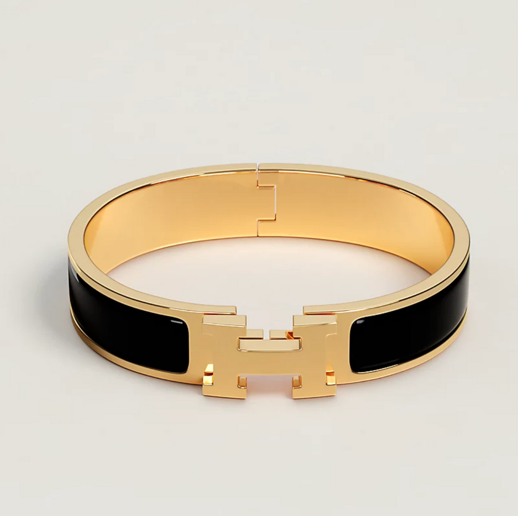 Gold Plated 18K Bracelet With Water And Sweat Resistant