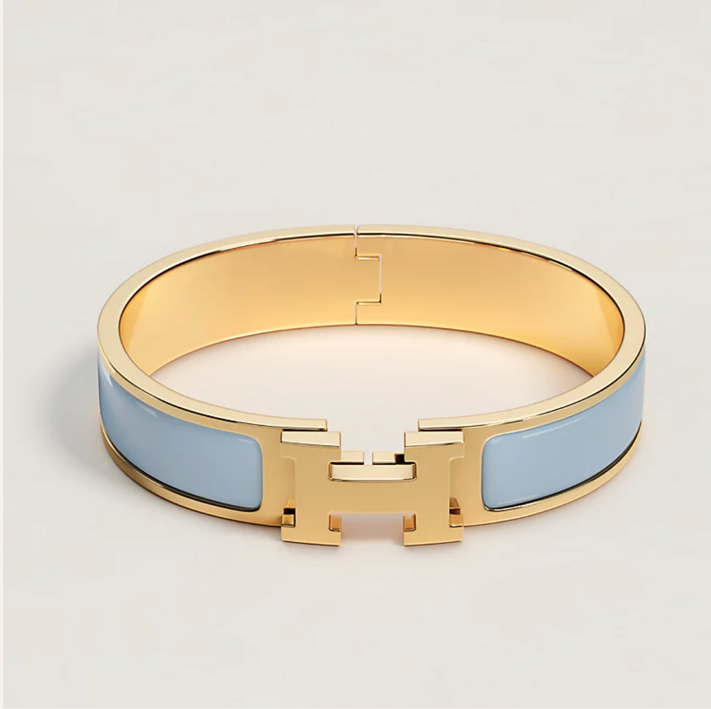 Gold Plated 18K Bracelet With Water And Sweat Resistant