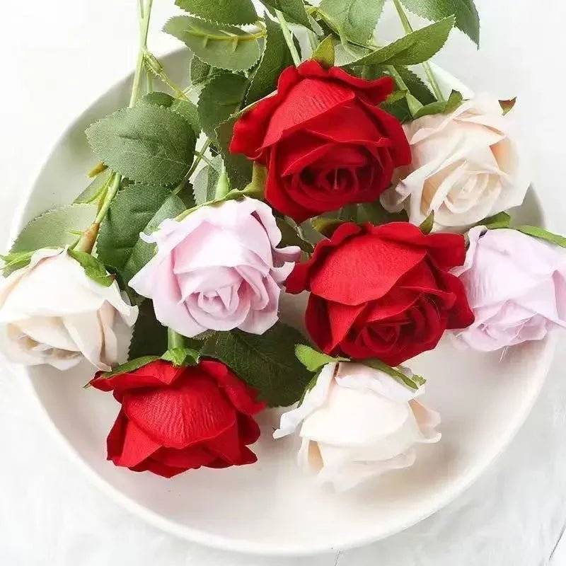 DECOVEL fløjlsroser til Valentinsdag dekoration og romantiske arrangementer