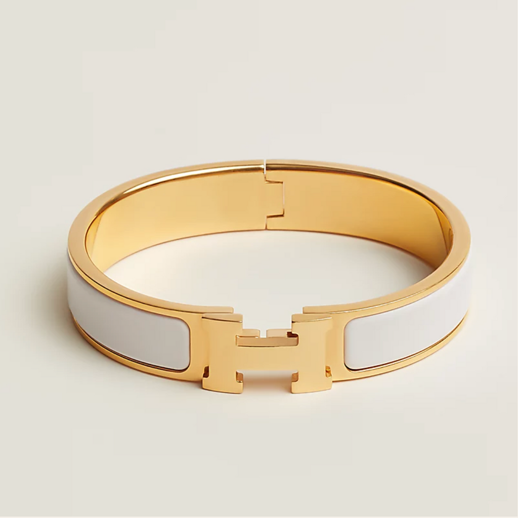 Gold Plated 18K Bracelet With Water And Sweat Resistant