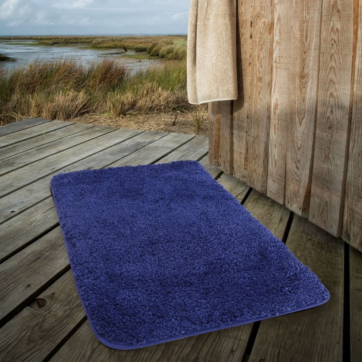 Luxura UltraSoft Bath Mat With Anti Slip Backing And Super Absorbent Microfiber