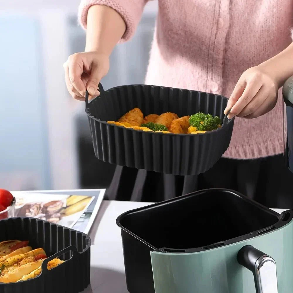 EASYFRY LINER Prémiové silikonové podložky do fritézy pro trouby o objemu 4 až 7 kvart, nepřilnavé čtverce
