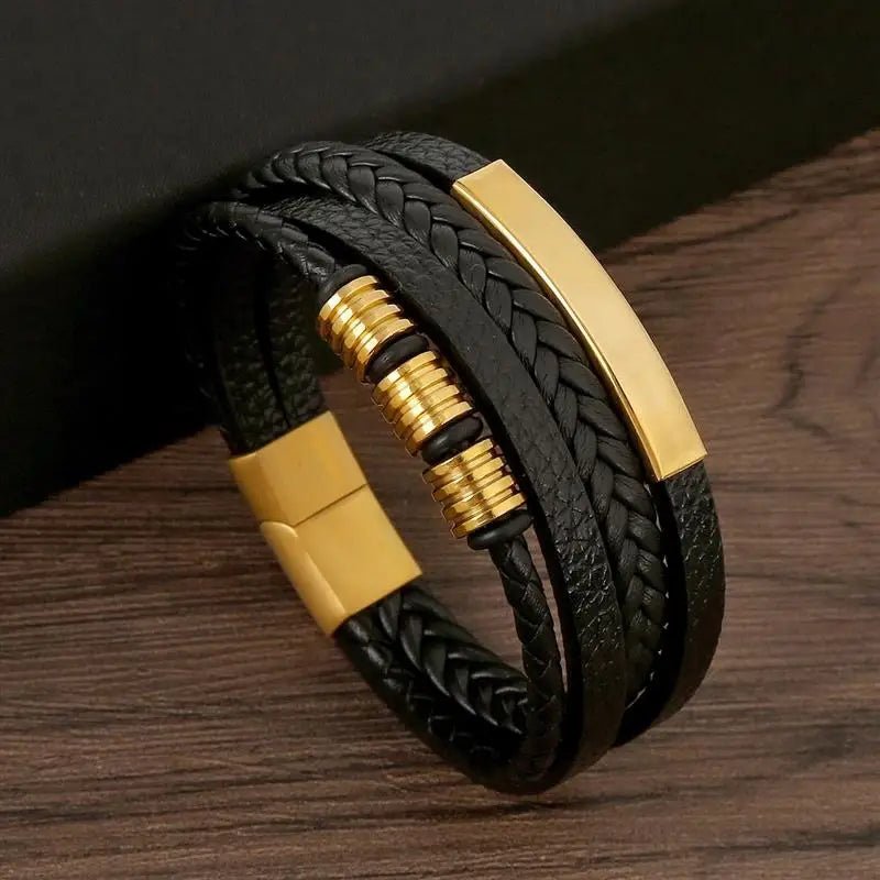 Pánský náramek EDGEKNOT s minimalistickým pleteným designem a kovovým gravírovatelným detailem